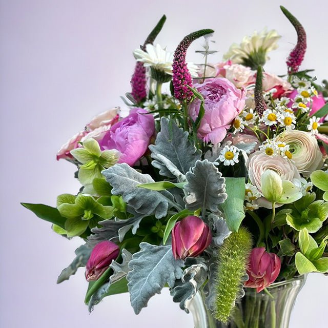 JENEEN FLOWERS FLOWERS VASE FRONYA FOSHAY