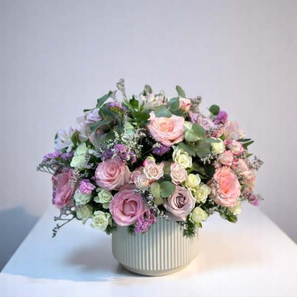 JENEEN FLOWERS FLOWERS VASE pink ceramic vase
