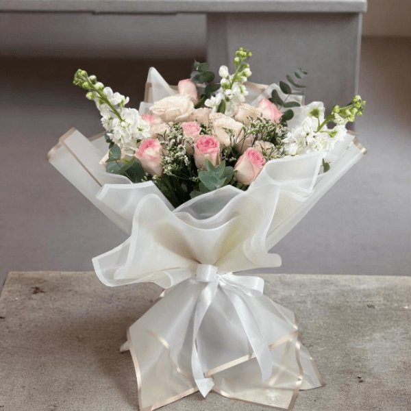 JENEEN FLOWERS FLOWERS WHITE METHIOLA